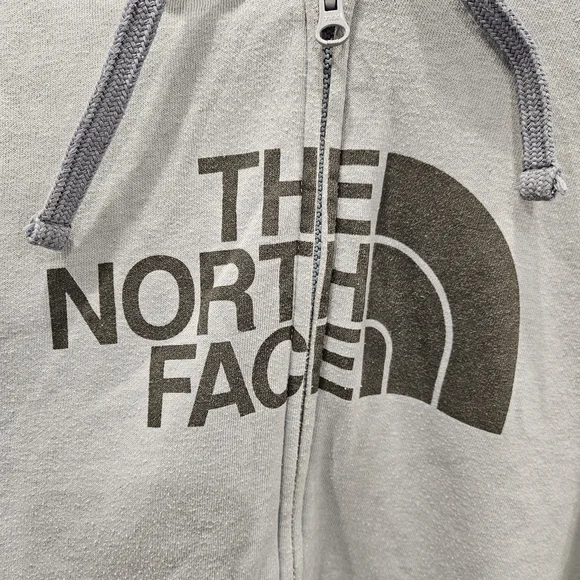 The North Face Men's Light Gray Zip-Up Hoodie - Picture 3 of 6